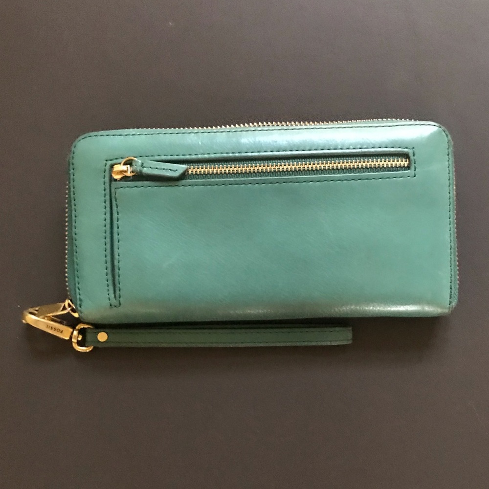 Fossil wallet